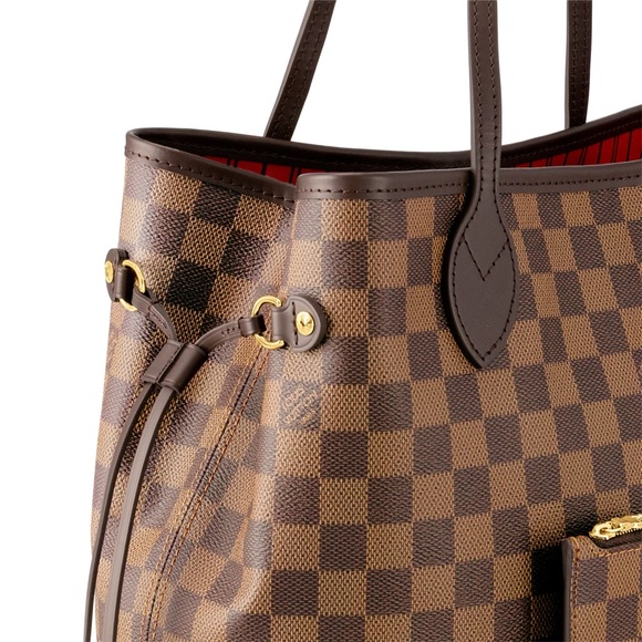 Louis Vuitton Neverfull MM Damier Ebene cross post. contact me if serious buyer - Picture 4 of 5